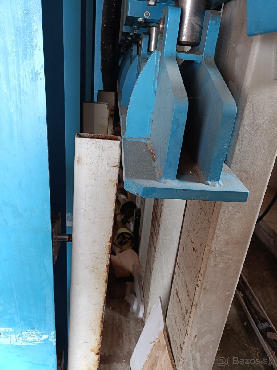 Rámový lis na drevo, hydraulický lis. Nuova C.M.B - 6