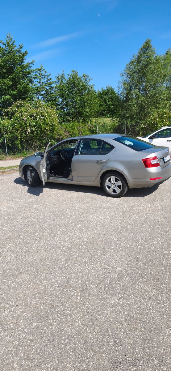 Škoda Octavia 3 benzín - 6