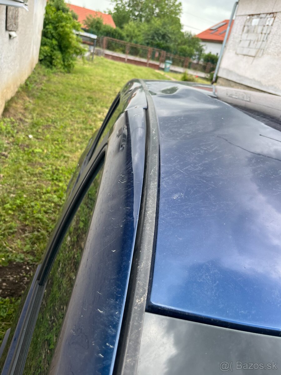 Sandero - 6