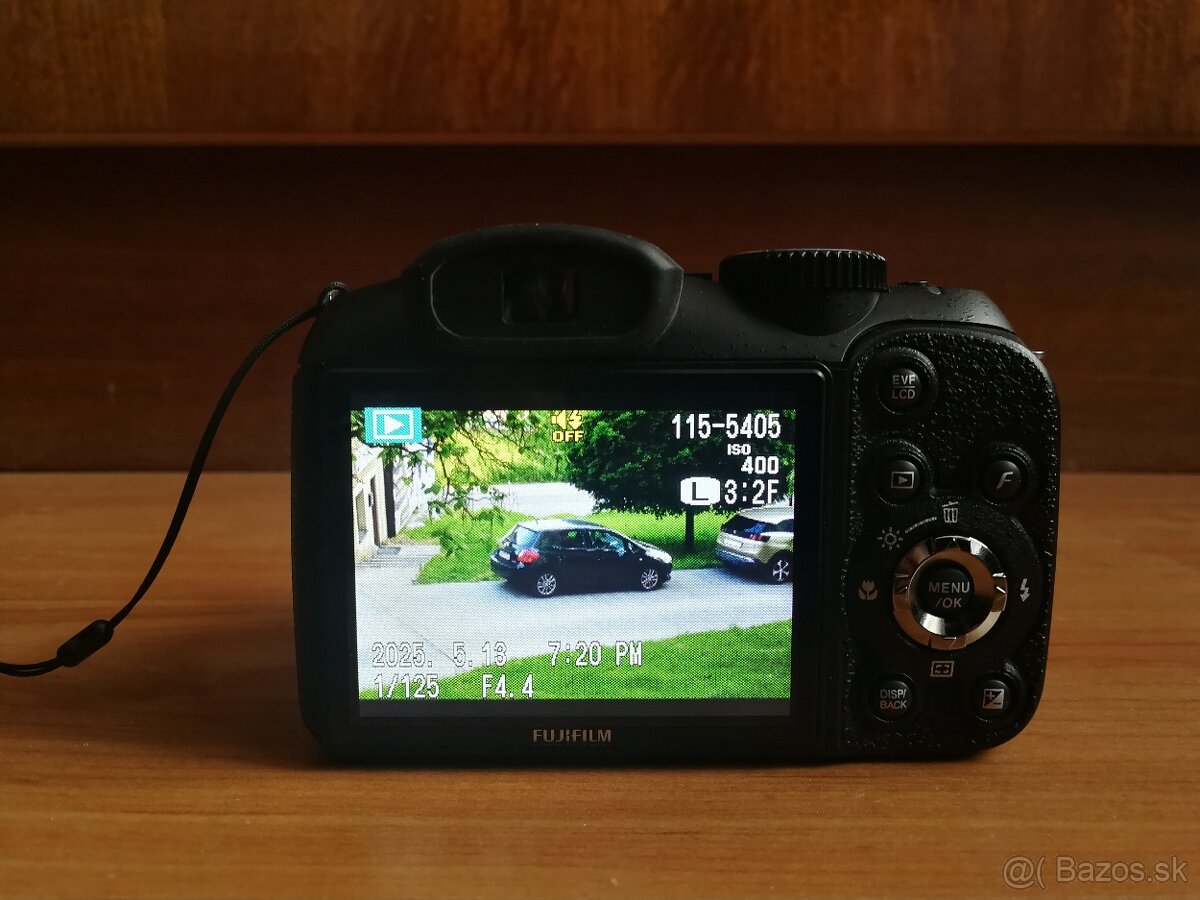 Fuji FinePix S2960 - 6