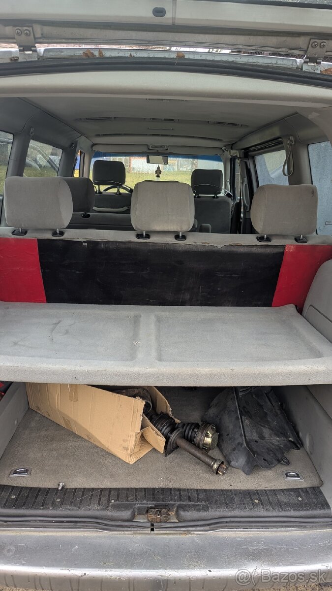 Rozpredám interiér T4 caravelle 2.5TDI 111kw - 6
