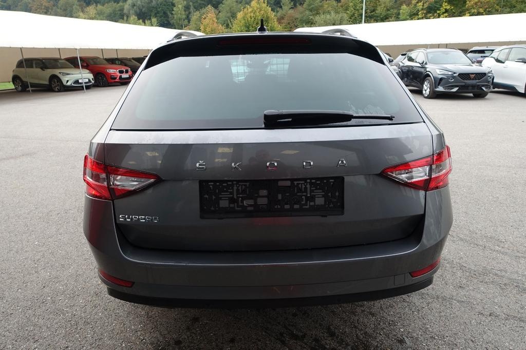 Predám Škoda Superb 3 combi ročník 2022 DSG - 6
