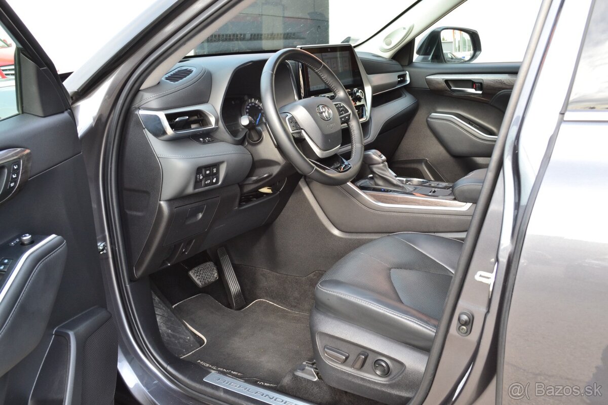 Toyota Highlander 2,5 Hybrid Dynamic Force AWD E-CVT - 6