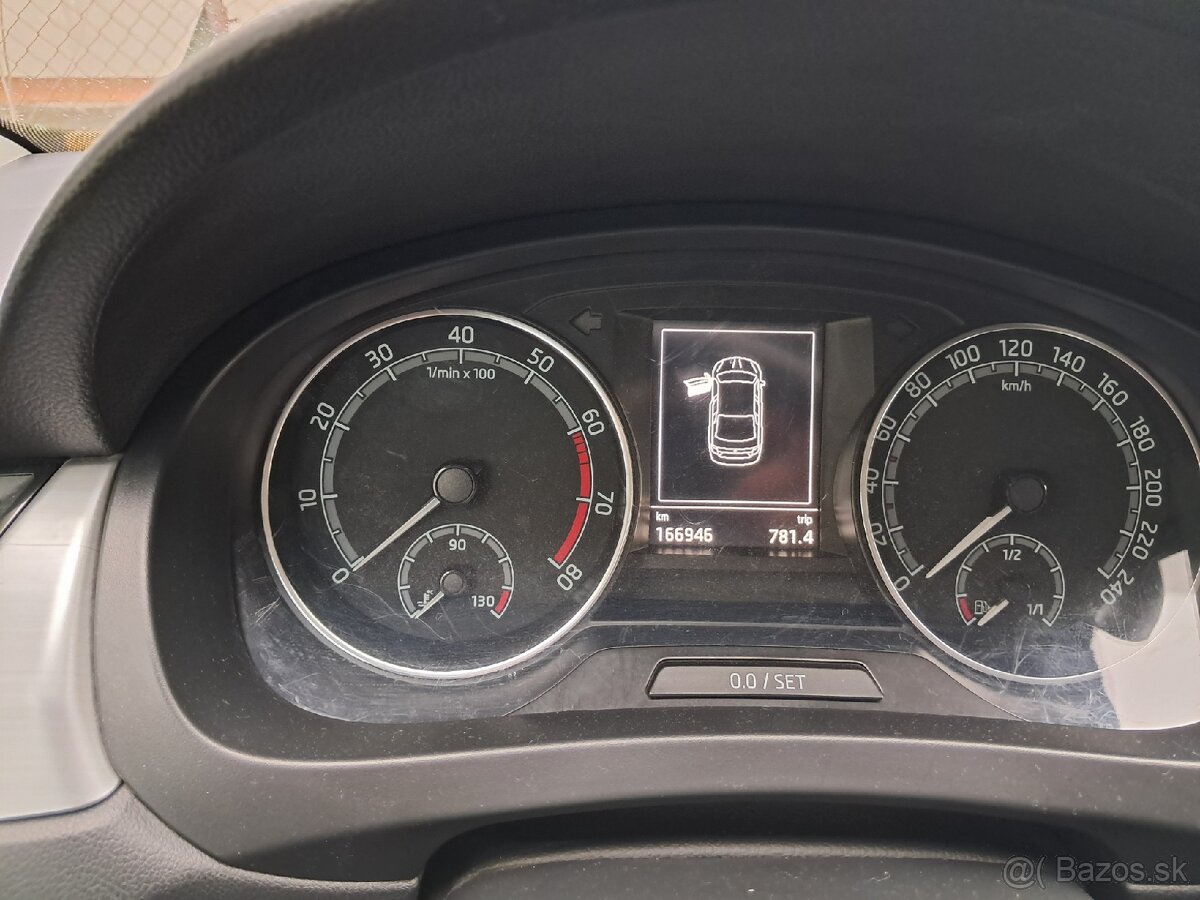 Škoda Rapid 2017 - 6