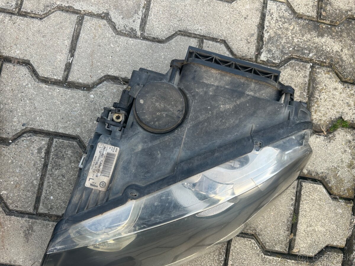 Svetlá Volkswagen Touareg 7L - 6