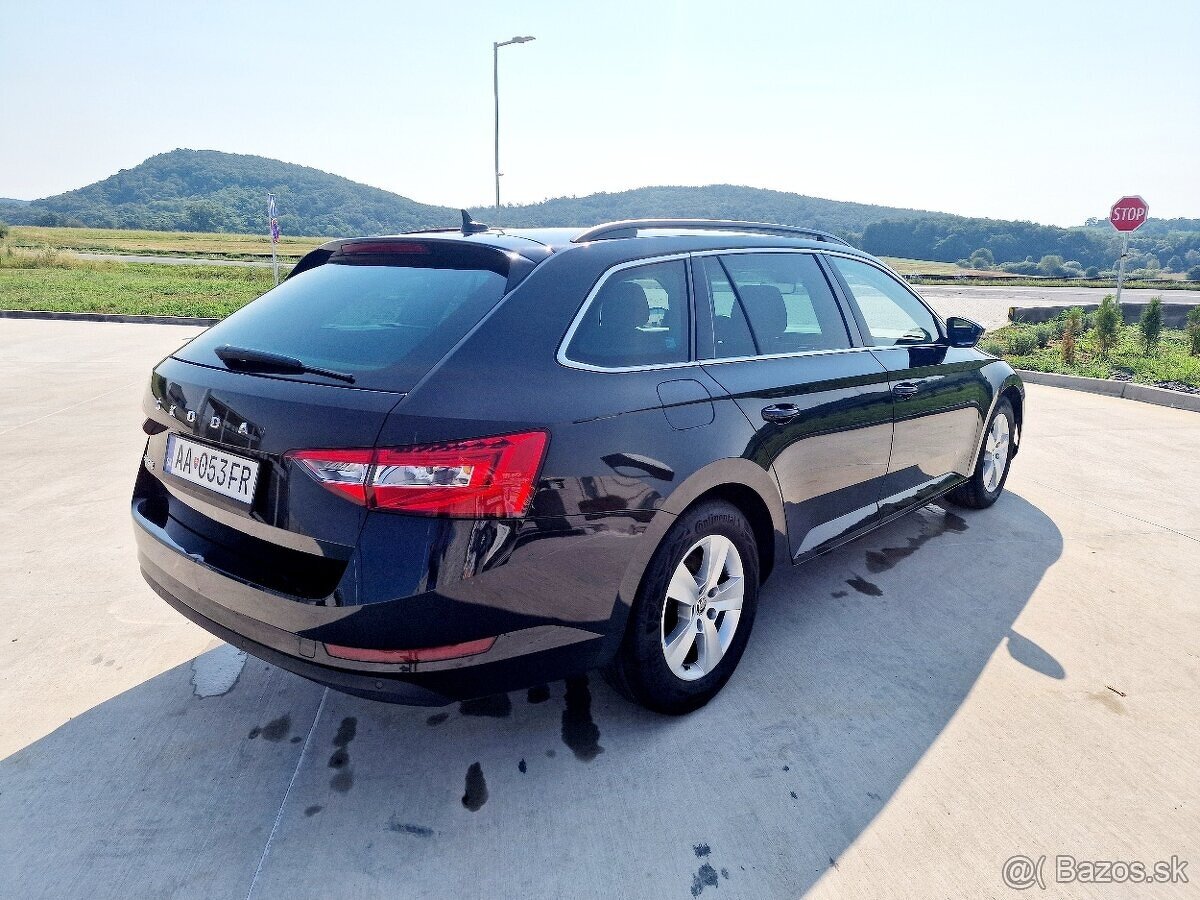 Škoda Superb Combi 2.0 TDI SCR Ambition DSG - 6