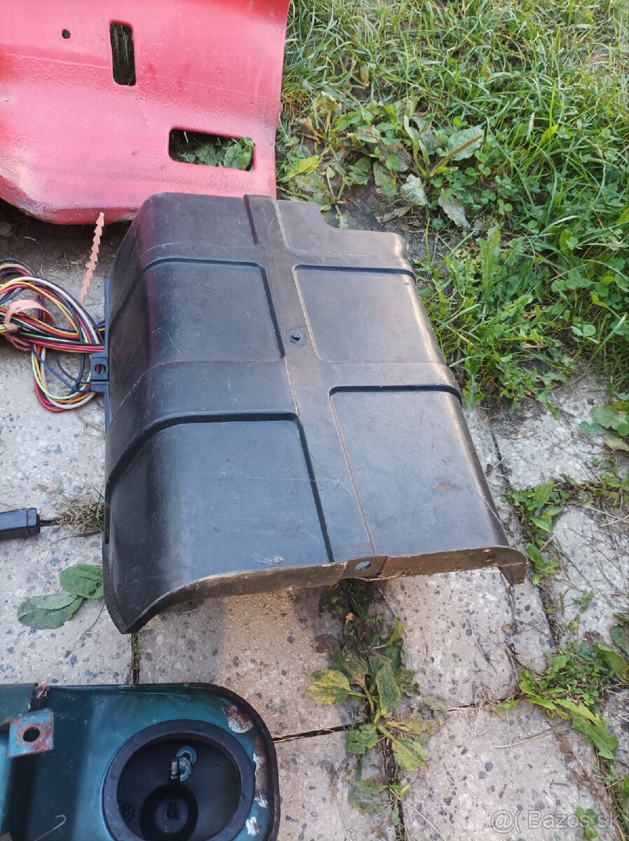 Predám diely Škoda 105 120 - 6