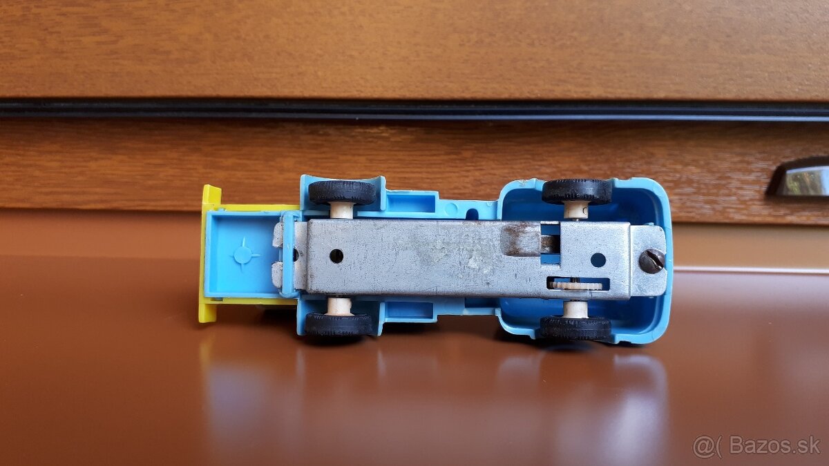 Stare auto - Stara hracka : TRAMBUS od IGRA 3. - 6