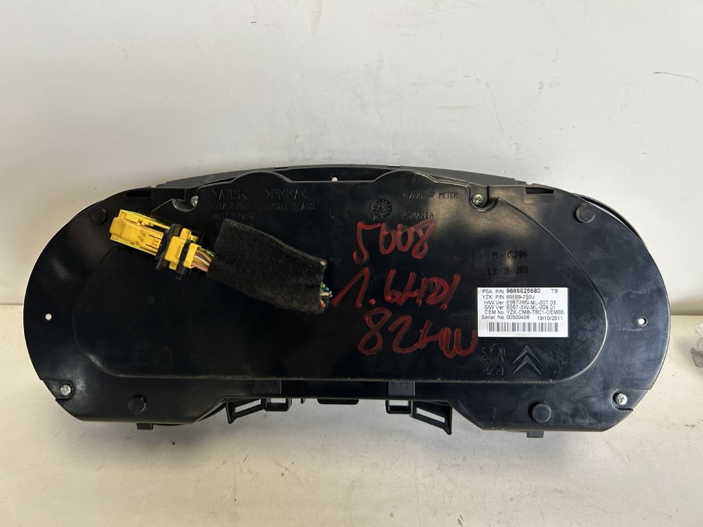 Budíky přístrojová deska Peugeot 301 otáčkoměr 9805164580 - 6
