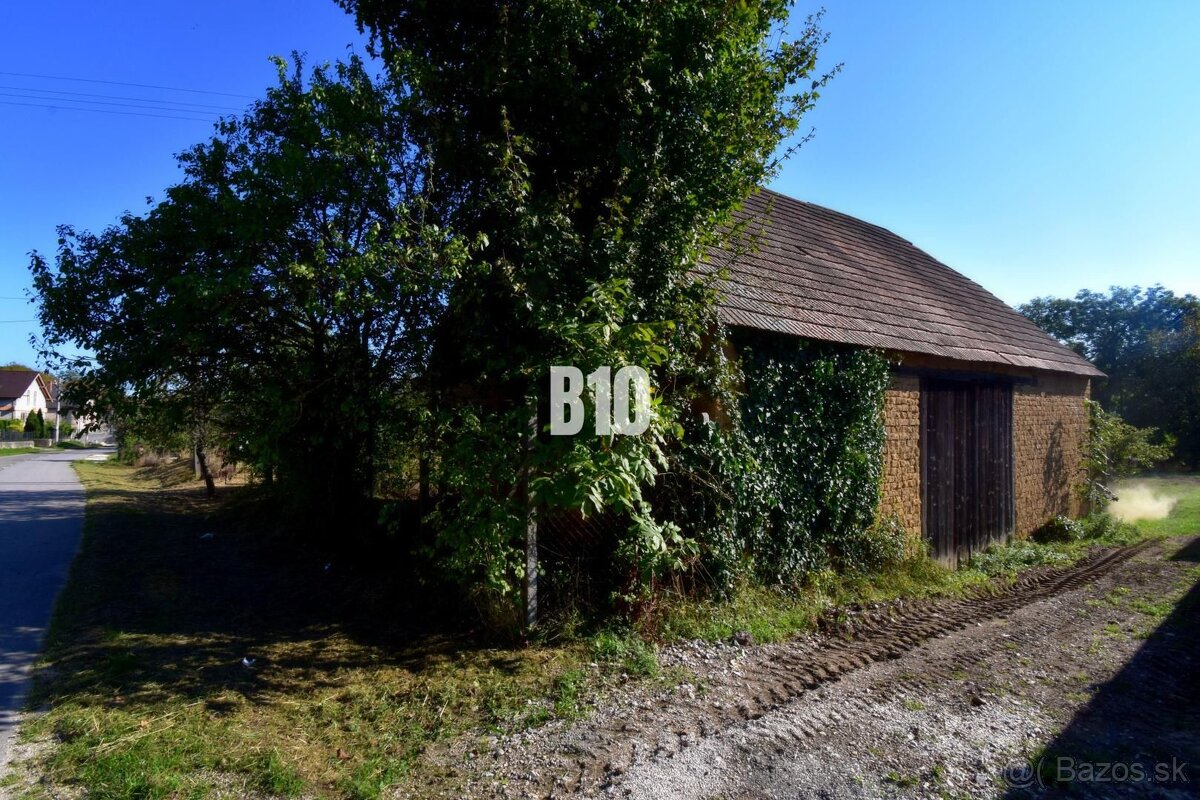 Rovinatý Pozemok určený k výstavbe domu - 6