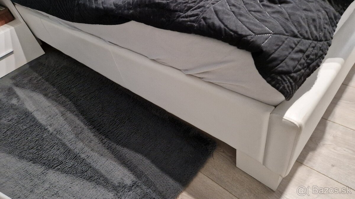 Manželská posteľ - 6