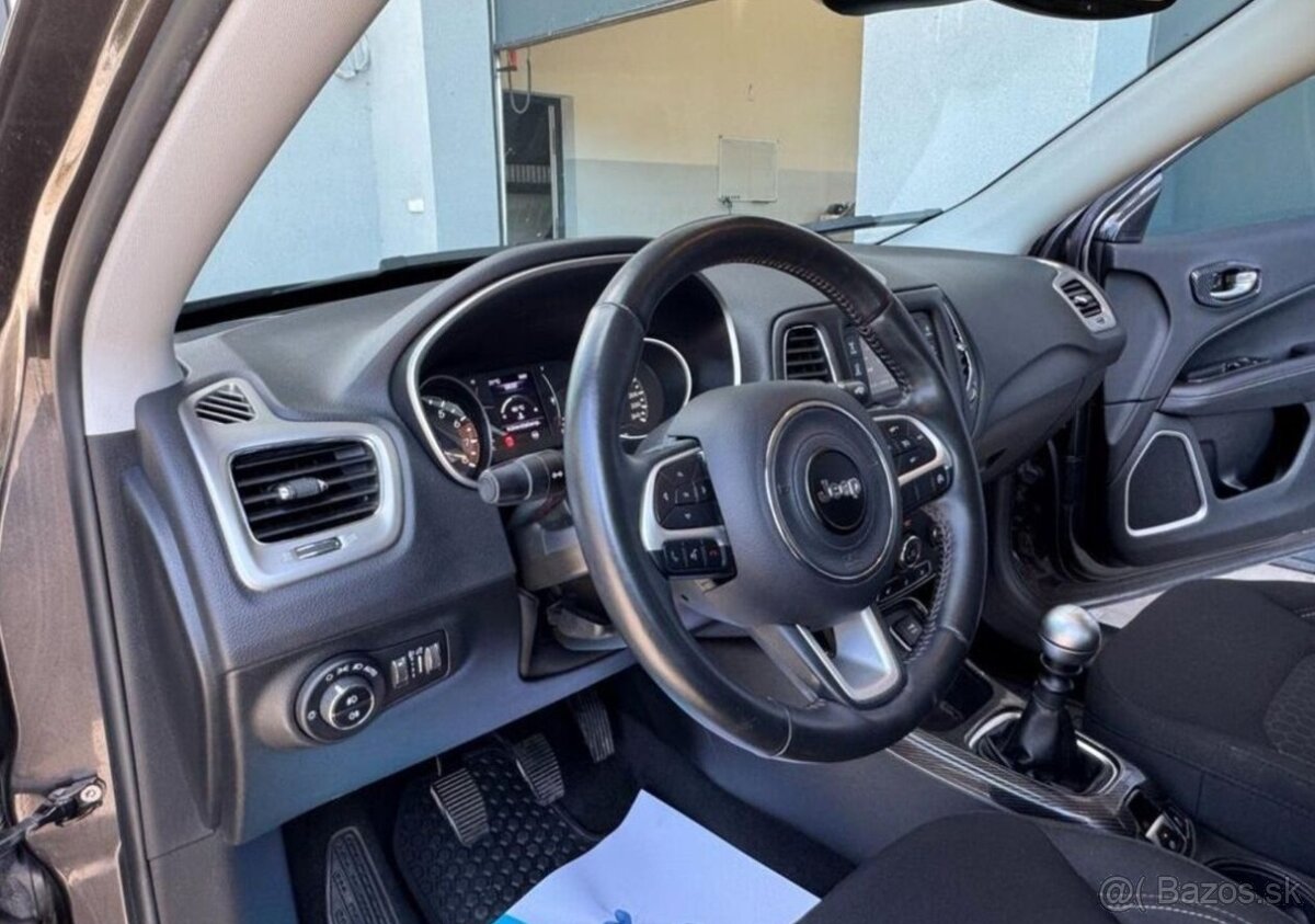 Jeep Compass 1.4 Multiair Longitude benzín manuál 103 kw - 6