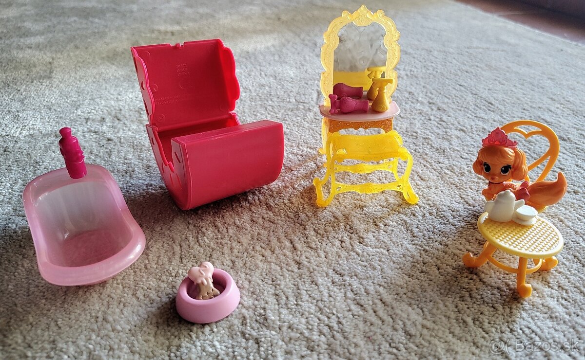 Šatník a auto pre babiku - 6