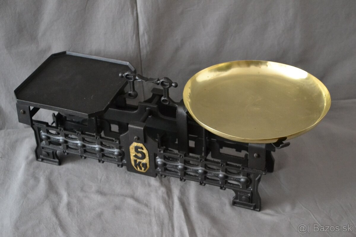 Liatinové váhy - 6