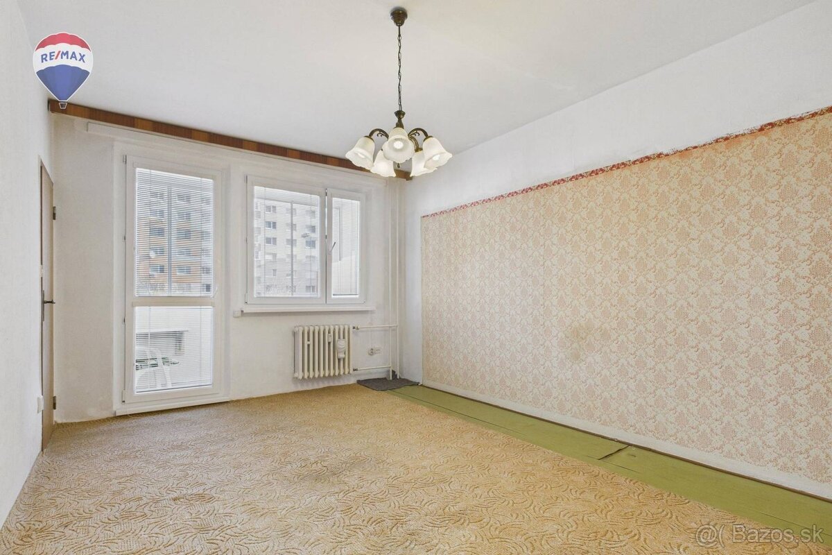 TOP PREDAJ - 3-izb. byt - SKVELÁ DISPOZÍCIA - NA REKONŠTRUKC - 6