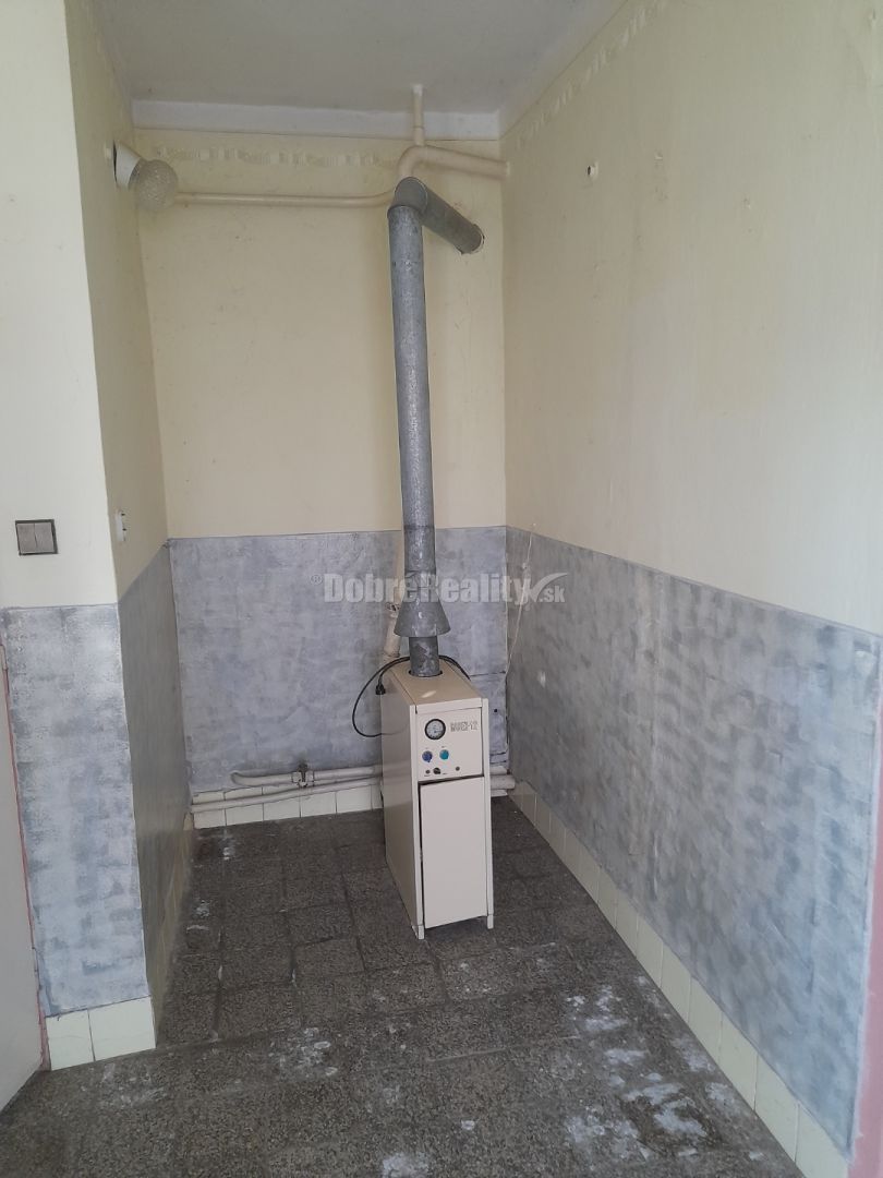 Rodinný dvojdom Zemné - 6