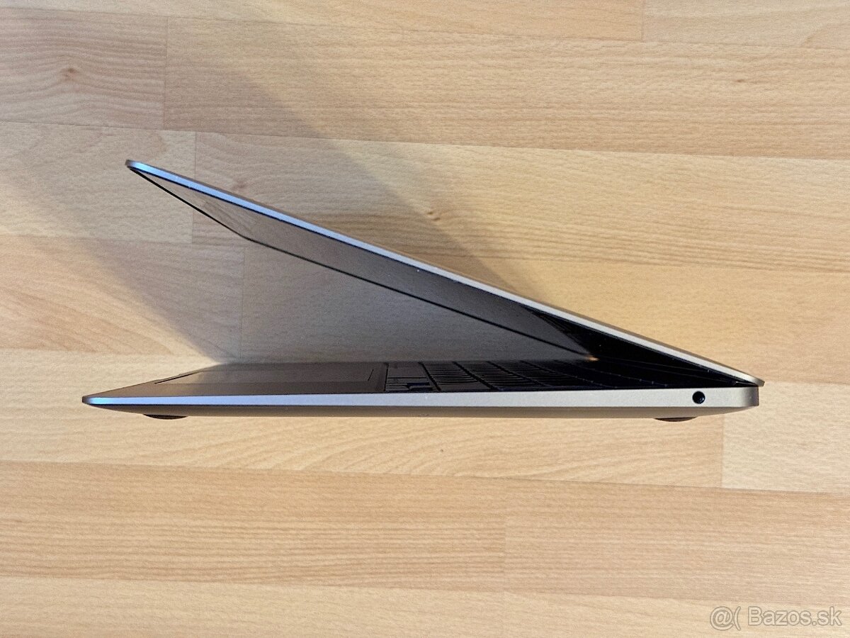 MacBook Air 13", M1/8GB/256GB, TOP STAV, Výdrž batérie 9 h. - 6