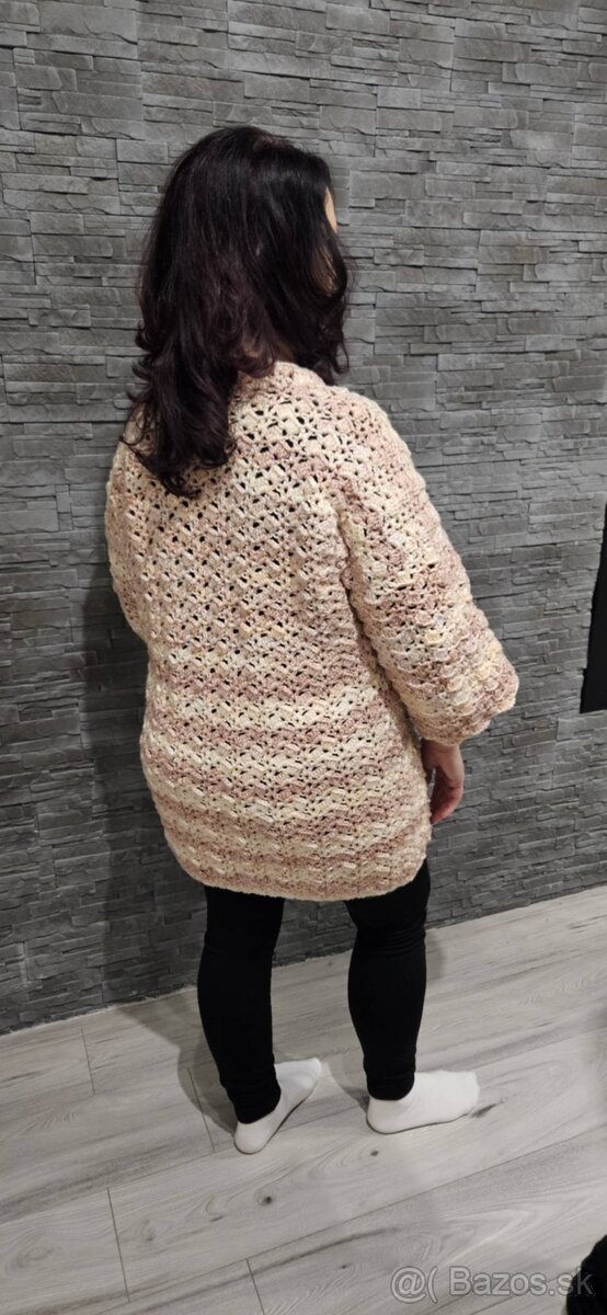 Predám Handmade hačkované pončo - fialové - 6