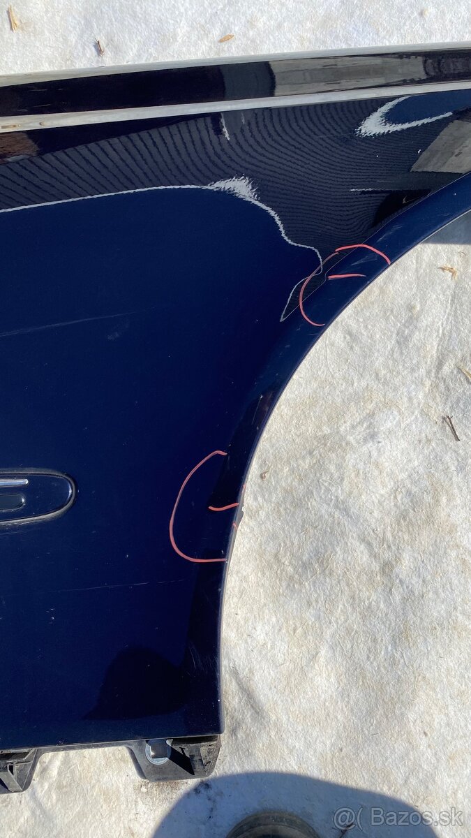 Pravý blatník Mercedes W211 - 6