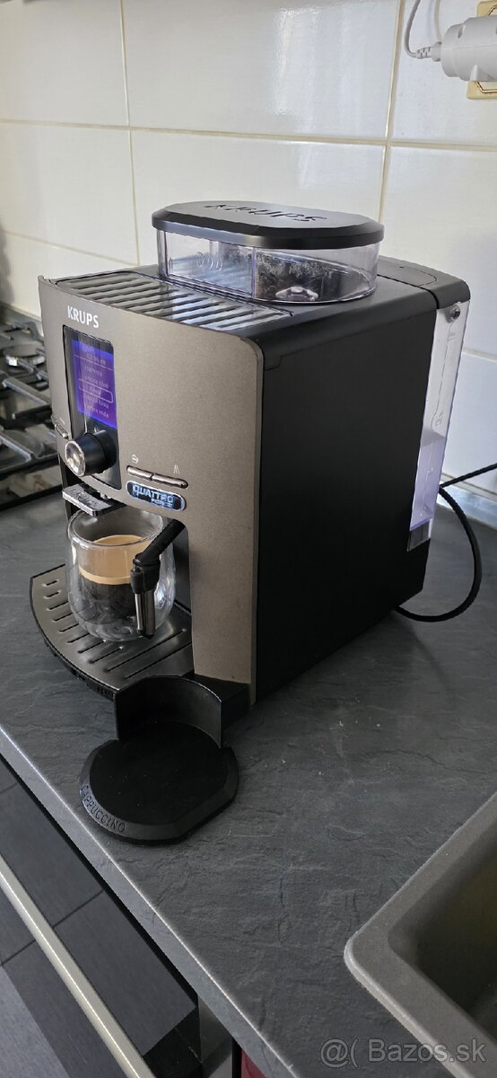 Kávovar Krups EA82 - 6