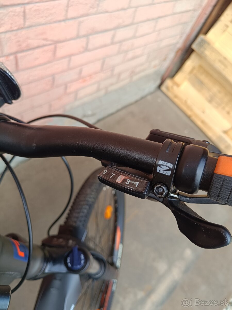 Používaný bicykel genesis solution 4.9 21" - 6