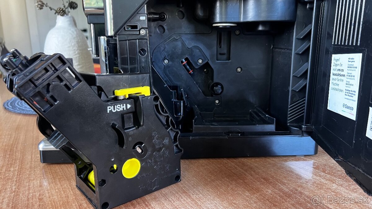 Kávovar Saeco Incanto HD8916 - 6