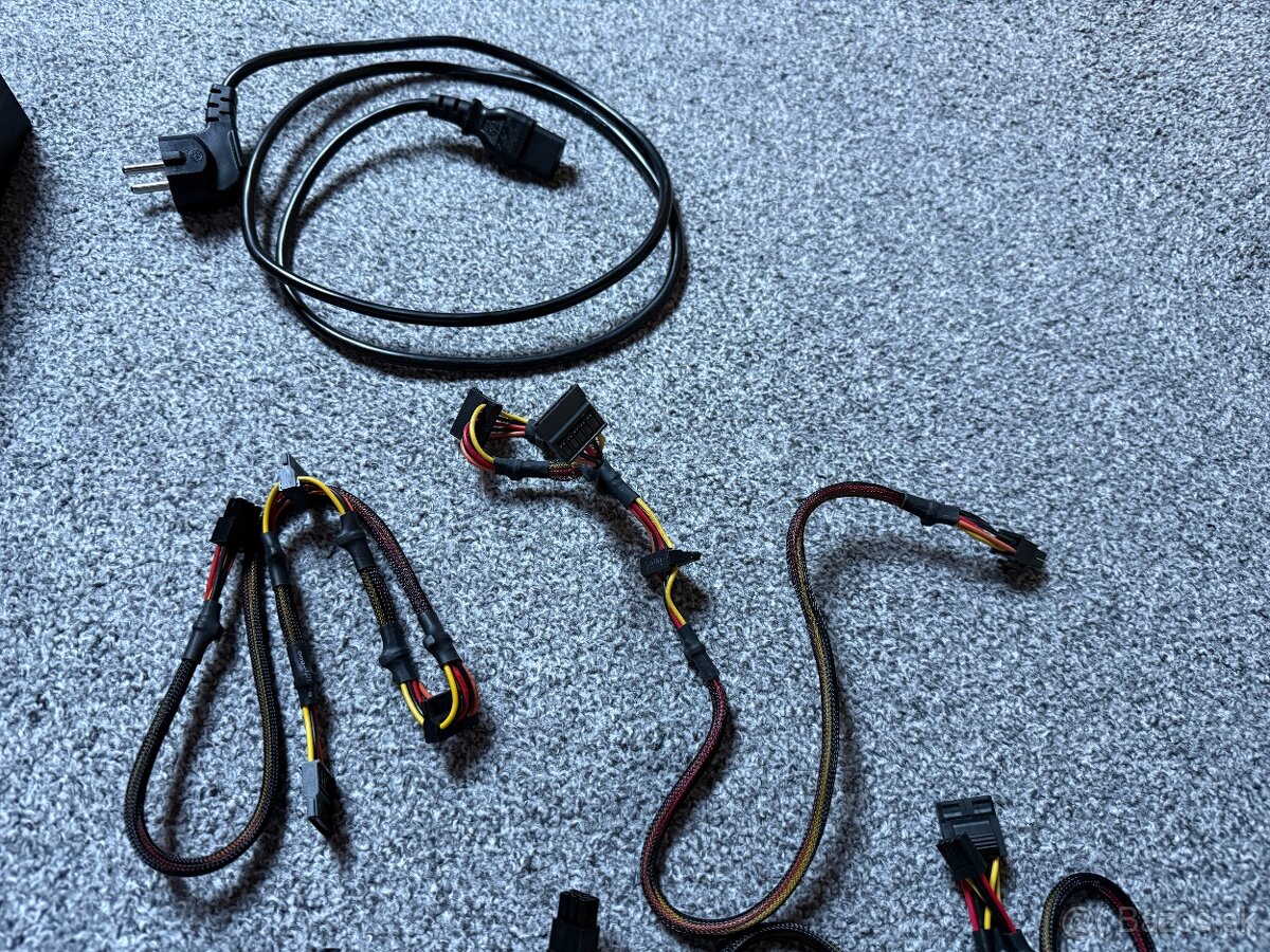 Predám zdroj FSP Fortron Hyper M 600 - 6