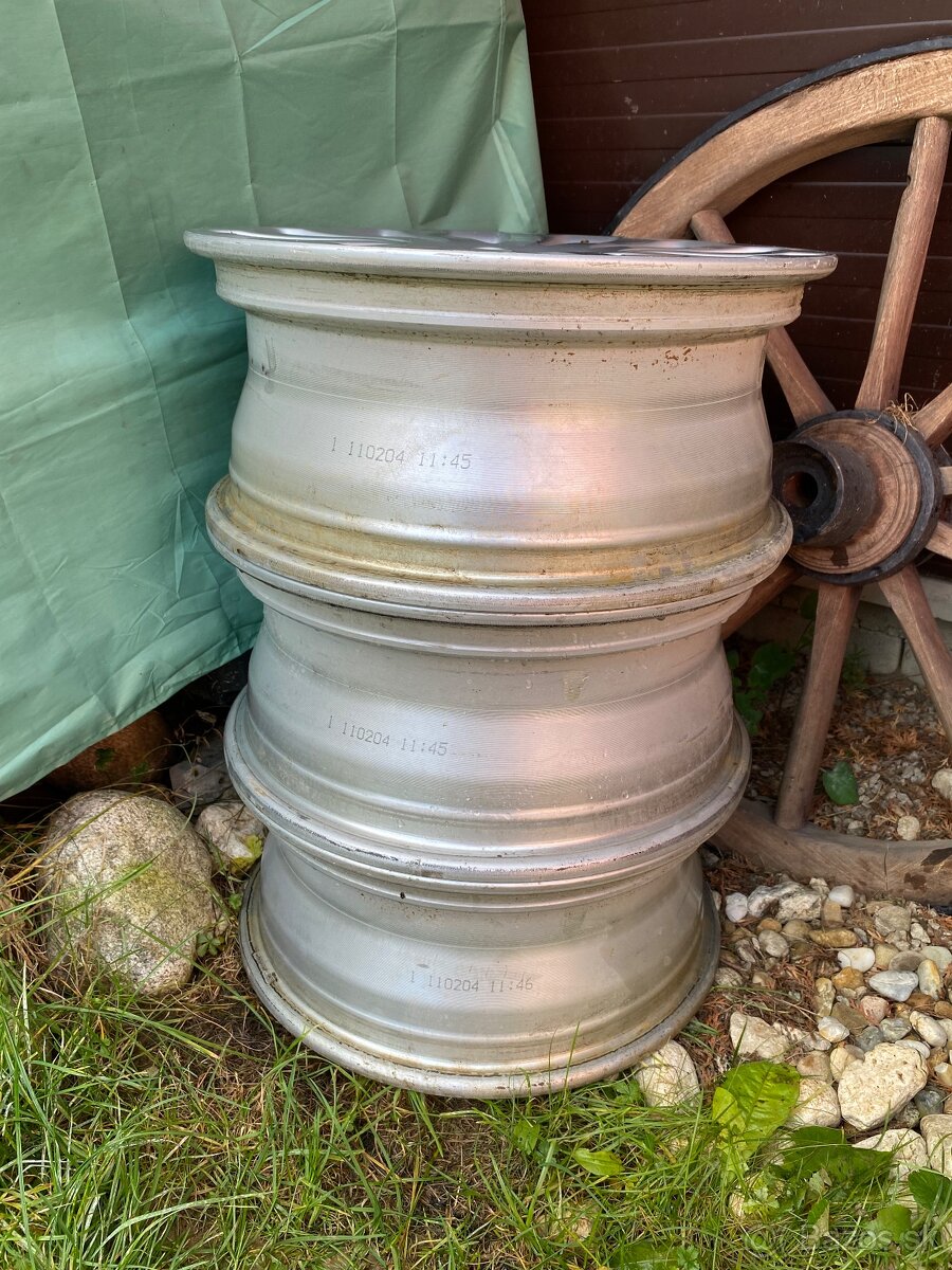 Predám 3.ks Subaru hliníkové disky/elektróny R16 - 6