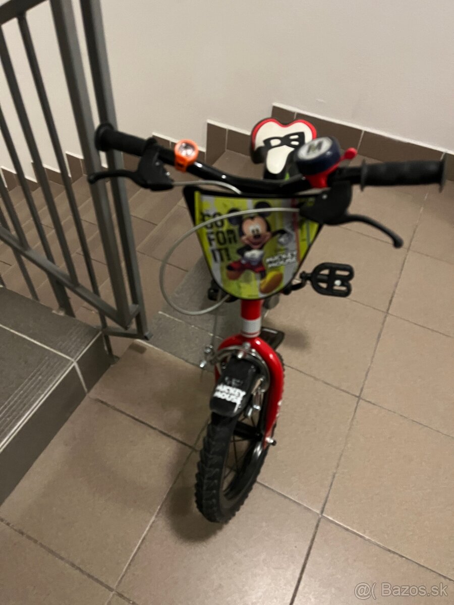 Detský bicykel Mickey Mouse a detská prilba ABUS 2.0 - 6