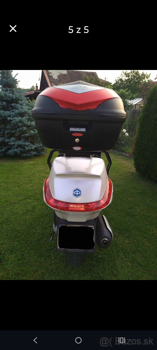 Skúter Piaggio X8 250cm3 - 6