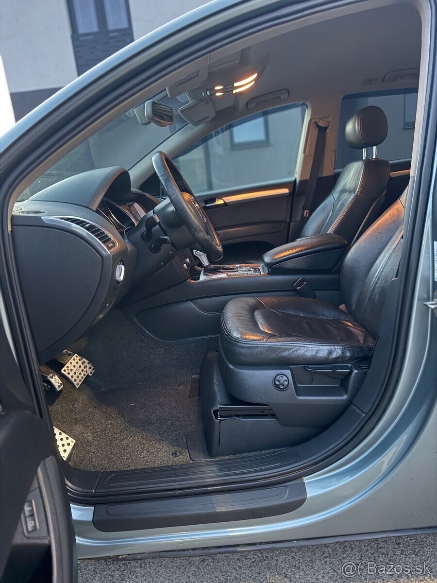 Predám Audi Q7 - 6