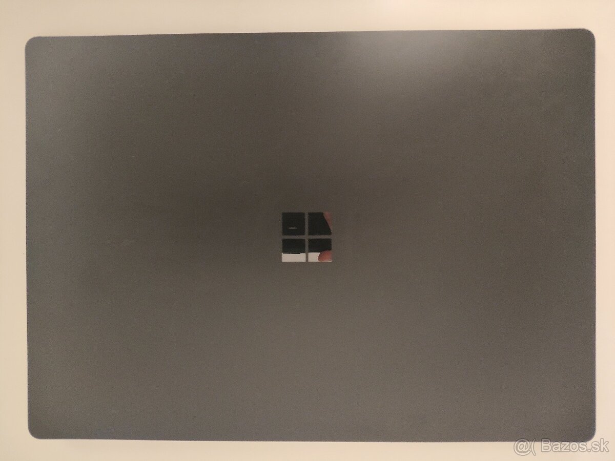 Microsoft Surface Laptop 5 15" | Core i7 • 32 GB RAM • 1 TB - 6