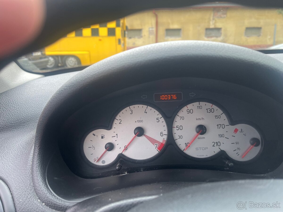 Peugeot 206, 1.1i - 6