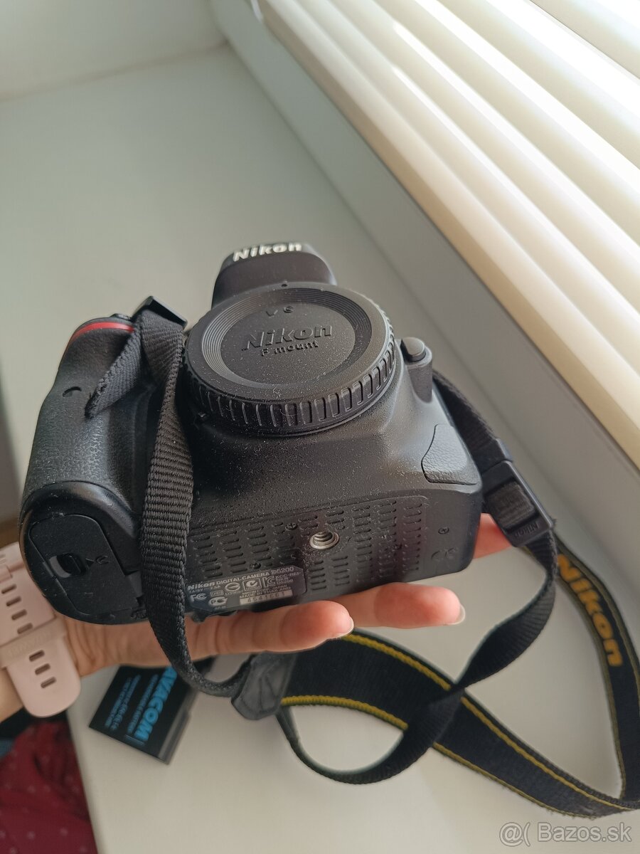 Nikon 5200 - 6