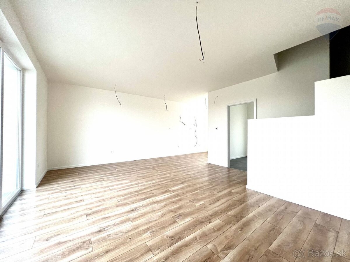 Predaj: Rodinný dom, Dunajská Streda, 4 izby, 93 m2 ÚP, 207 - 6