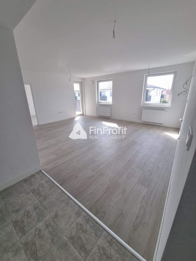 Skolaudované 3i byty v tehlovej novostavbe. - 6