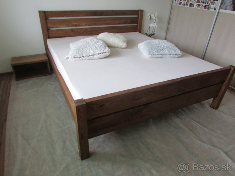 Dubová posteľ Ema + 2masívne stolíky zdarma - 6