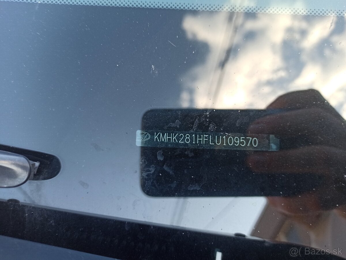 Hyundai Kona Electric 100, servisná kniha, záruka - 6