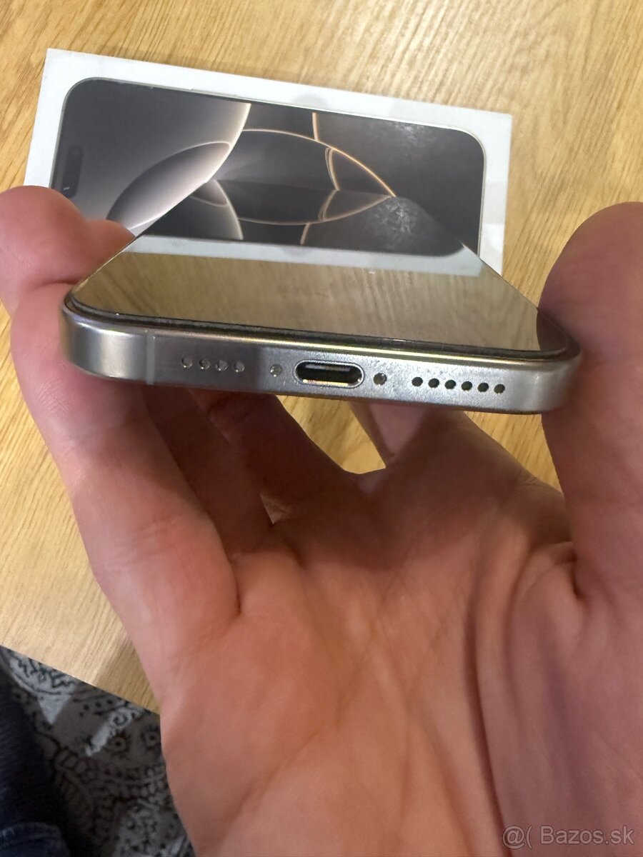 iPhone 16 Pro Max 512 GB - 6