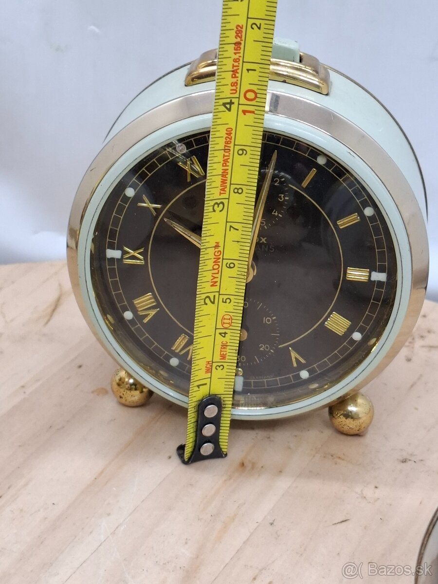 Predám funkčný budík JUNGHANS TRIVOX s predzvánaním čierny c - 6