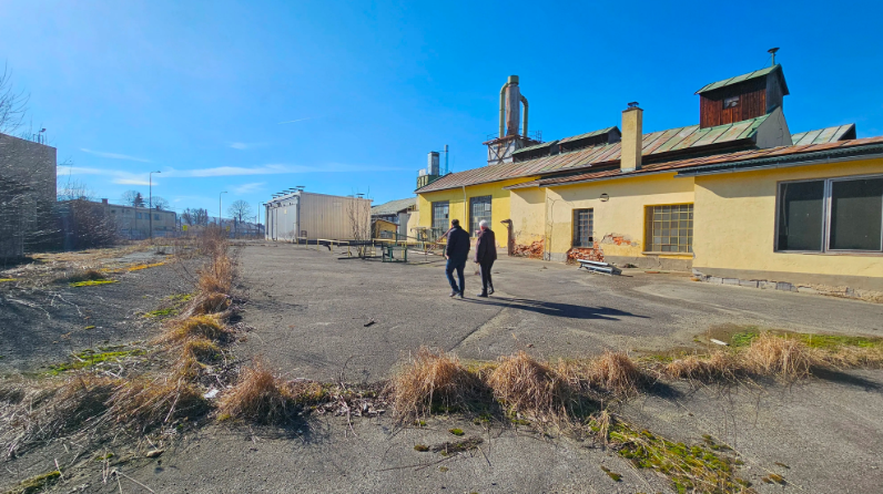 Priemyselný prevádzkový areál na predaj - 6