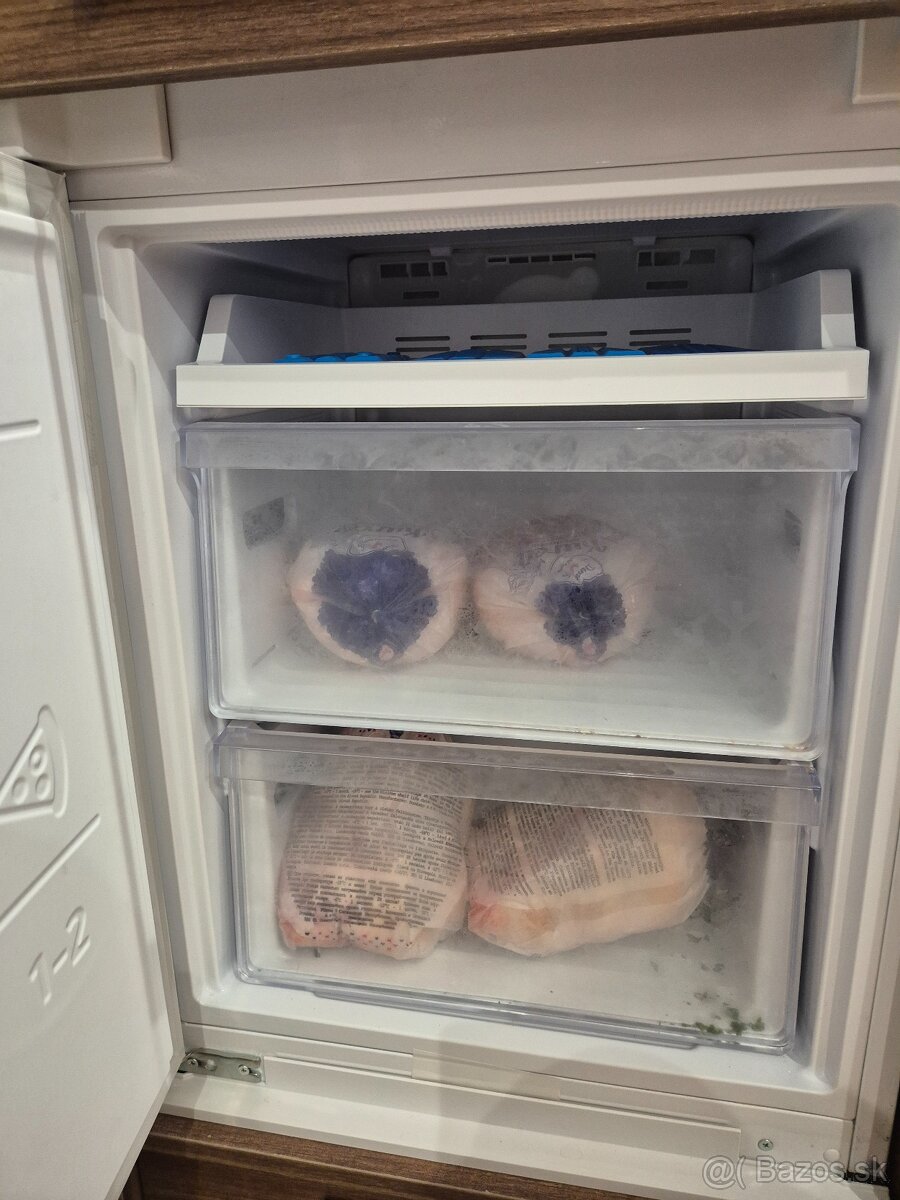 Vstavaná chladnička s mrazničkou Samsung - 6