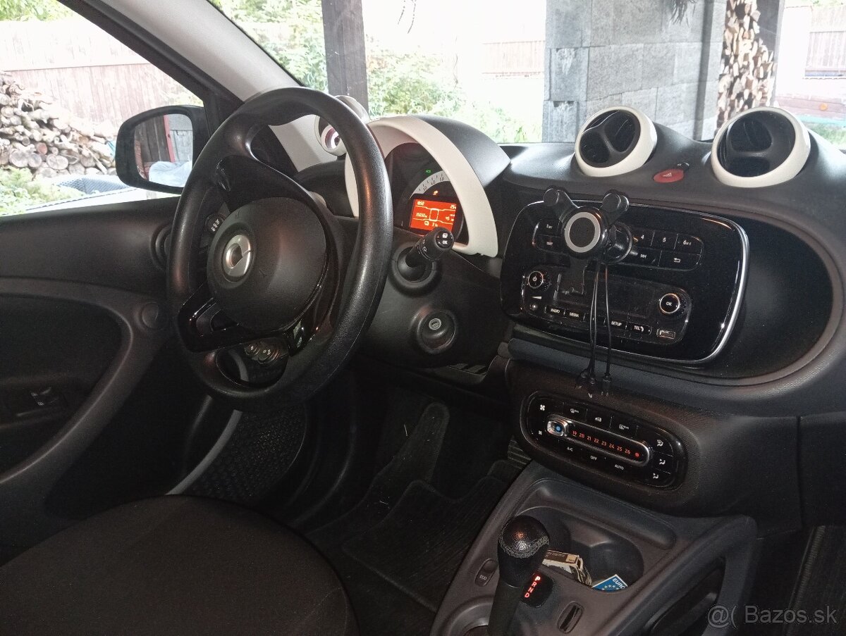 Predam SMART FORFOUR EQ electric 82ps 4miestny,37.tis km - 6