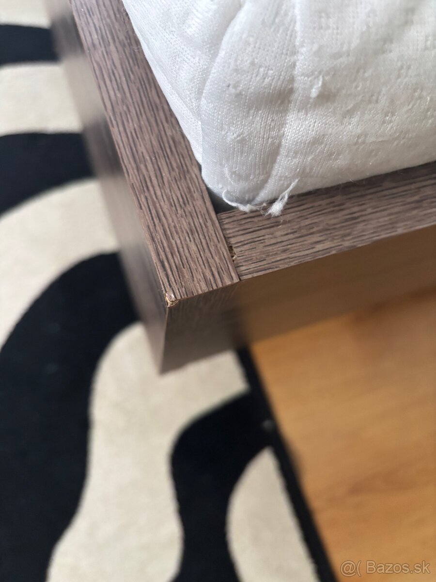 Drevená manželská posteľ 180x200cm - 6