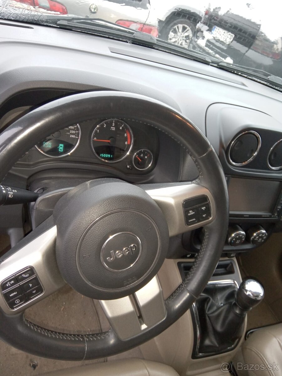 Jeep Compas 2,2 crdi , 4x4 , 120 kw - 6