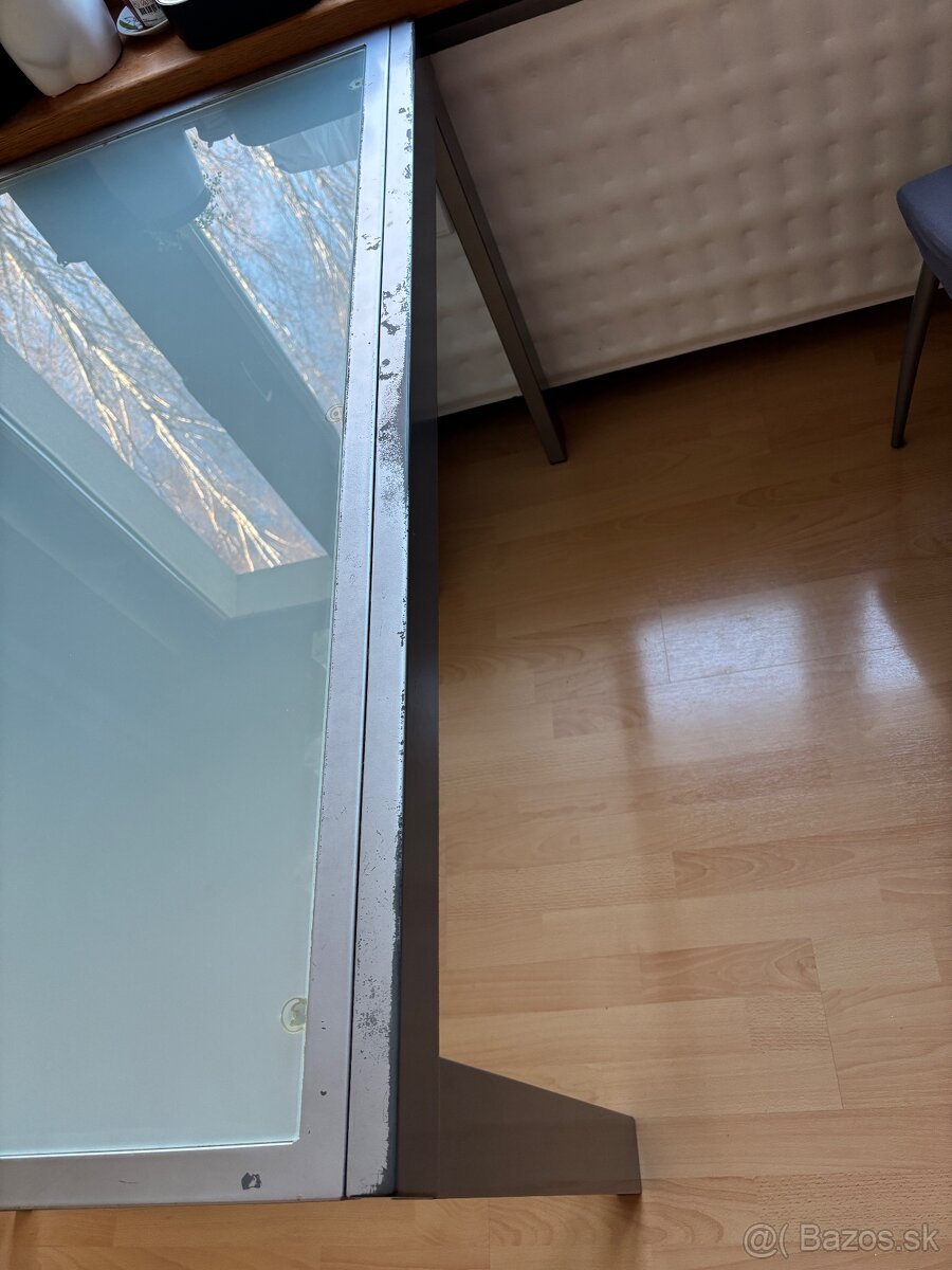 Kuchynský stôl - rozkladací - 6