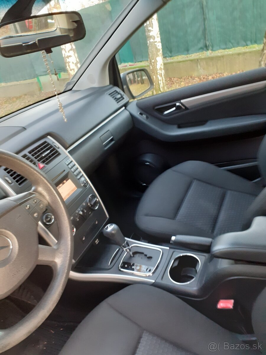 Mercedes Benz B180 CDI - 6