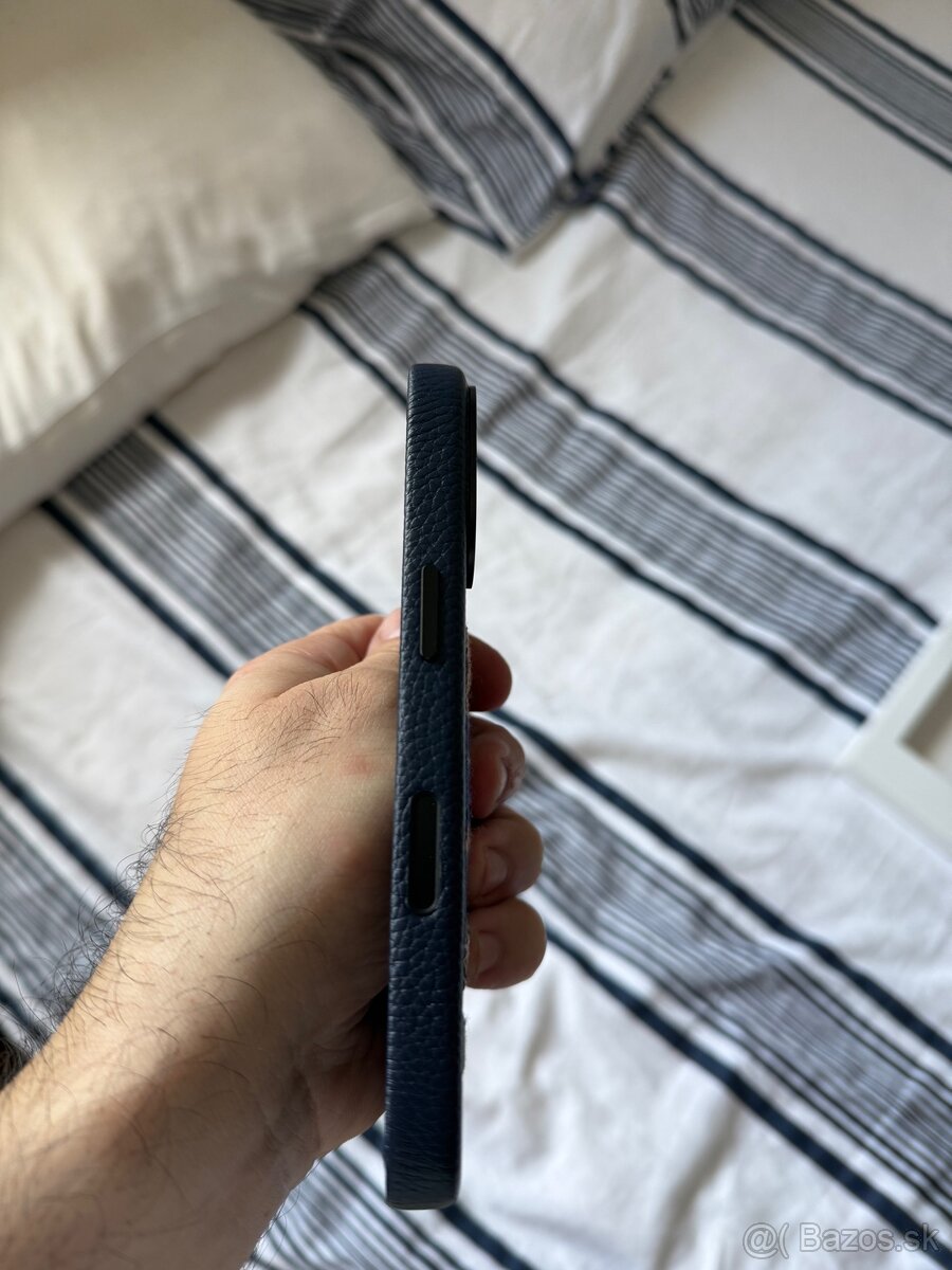 Originál kryty na IPhone 15/16 - 6