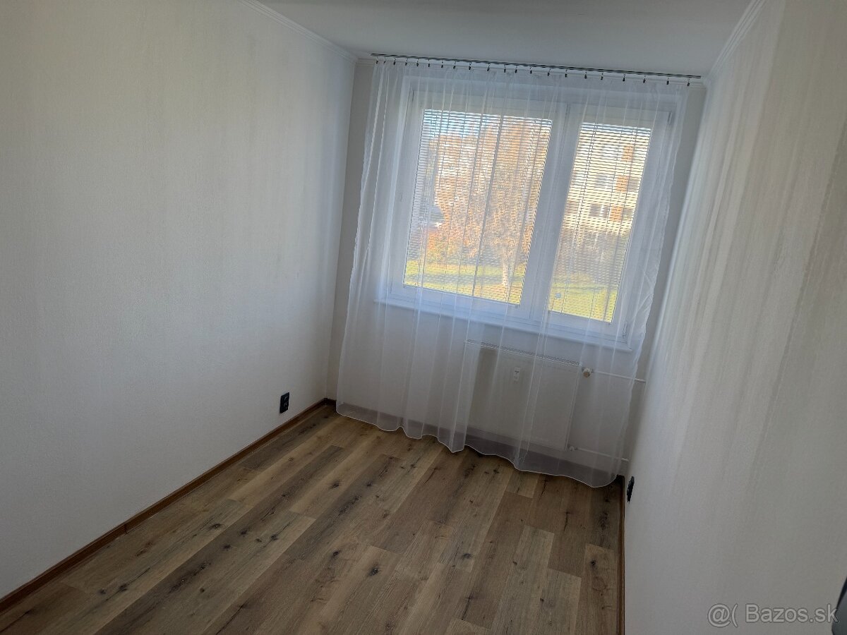 3 izb.byt Košice-Západ, Michalovská, 4p. 76m2, lodžia - 6