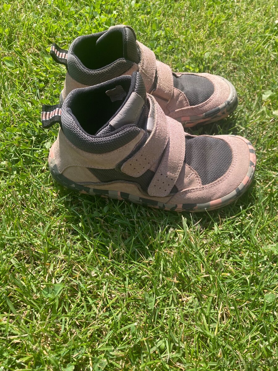 Barefoot froddo31 - 6